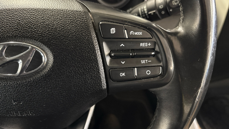Hyundai i10 1.0 MPi SE Connect 5dr Petrol Hatchback